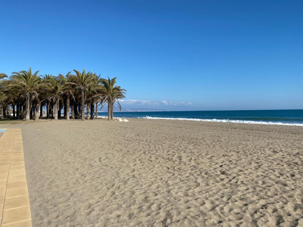 Apartamentos Los Alamos Sardinero Τορρεμολίνος Εξωτερικό φωτογραφία