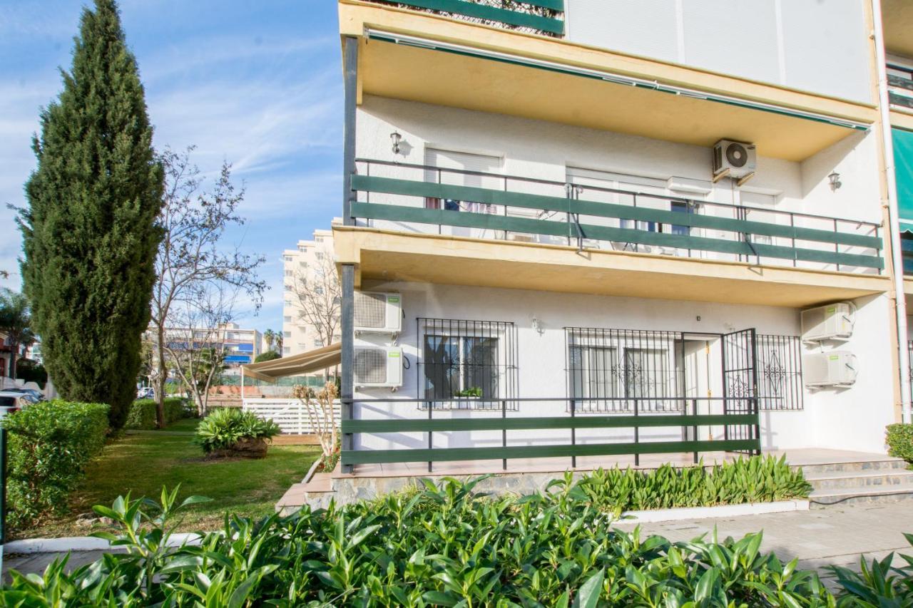 Apartamentos Los Alamos Sardinero Τορρεμολίνος Εξωτερικό φωτογραφία
